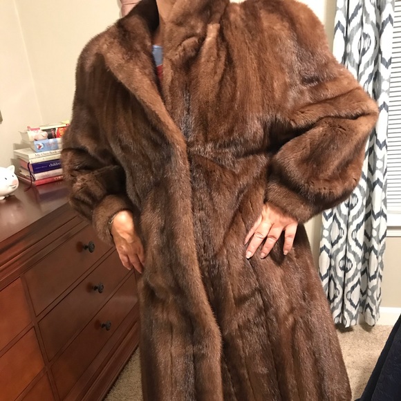 Real fur jacket - Picture 2 of 11